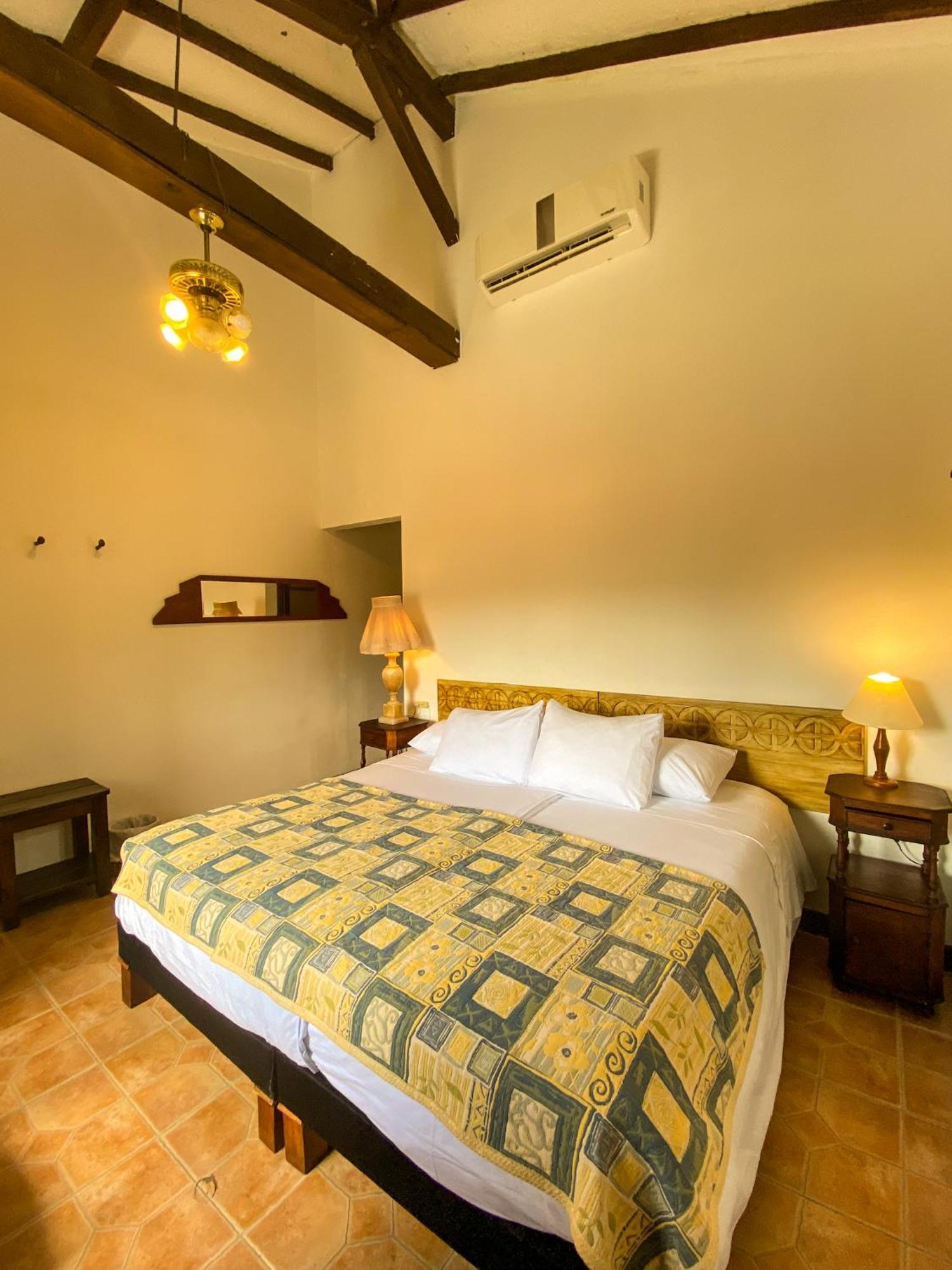 Hotel Mariscal Robledo 圣菲德安蒂奥基亚 外观 照片